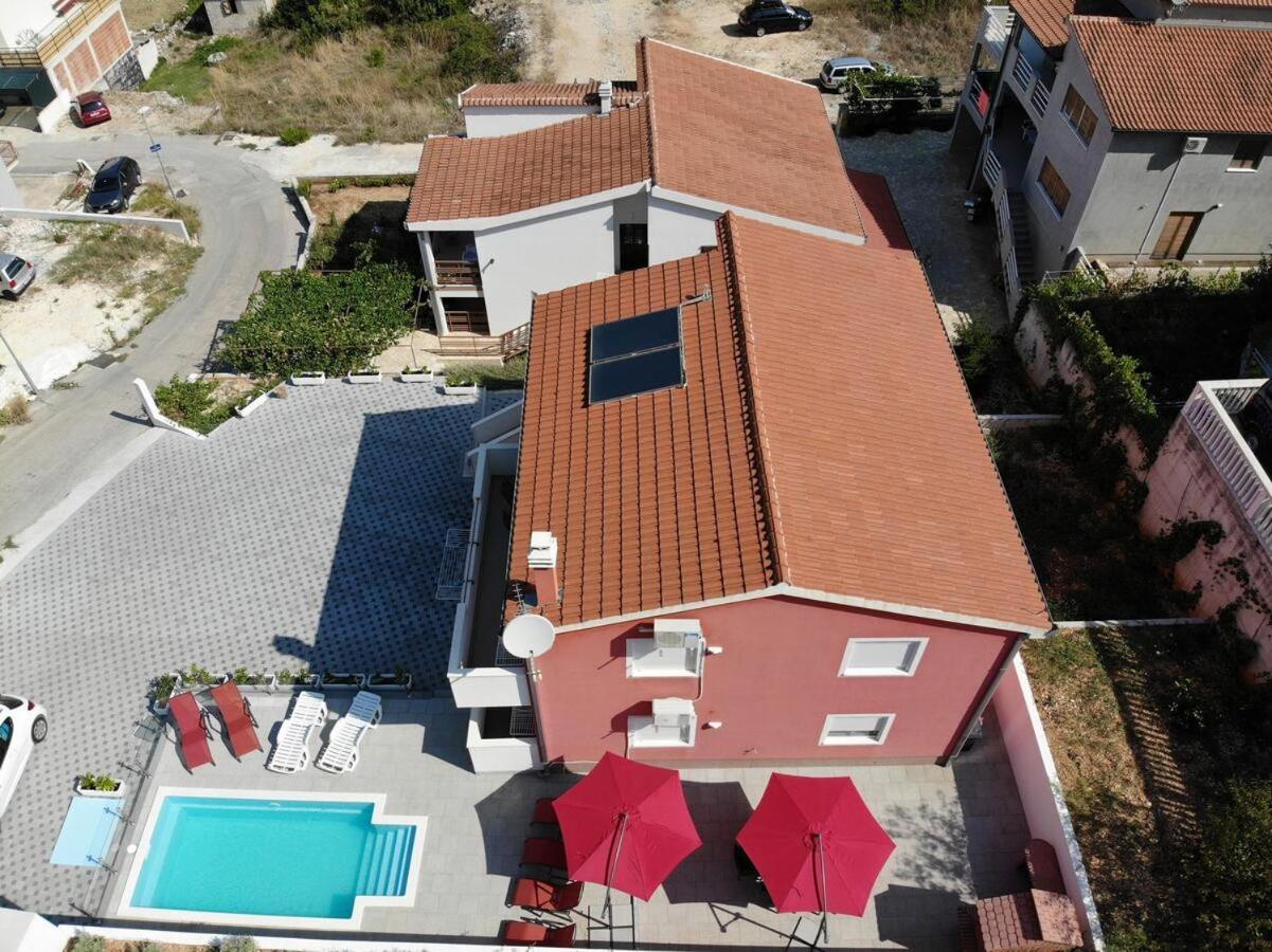Apartments City View Traù Esterno foto